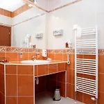 Medium Hotel