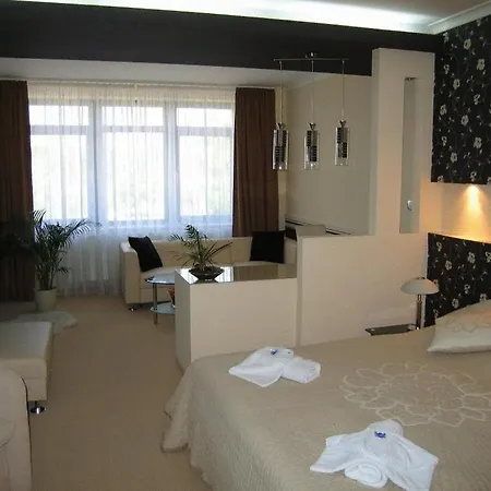 Medium Hotel 4*