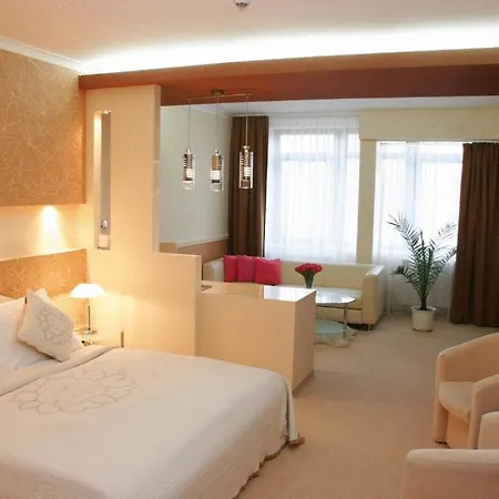 Hotel Medium