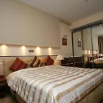 Medium 4*
